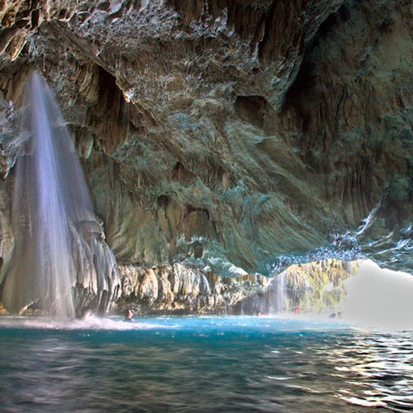 Parque Acuático Grutas Tolantongo